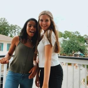 Meet your Posher, Eva